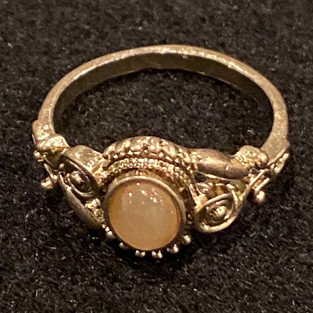 💍 Yellow Opal Ring